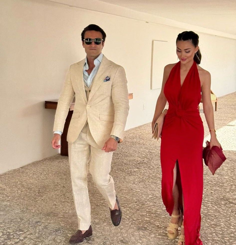 Carlota Cortina y su pareja