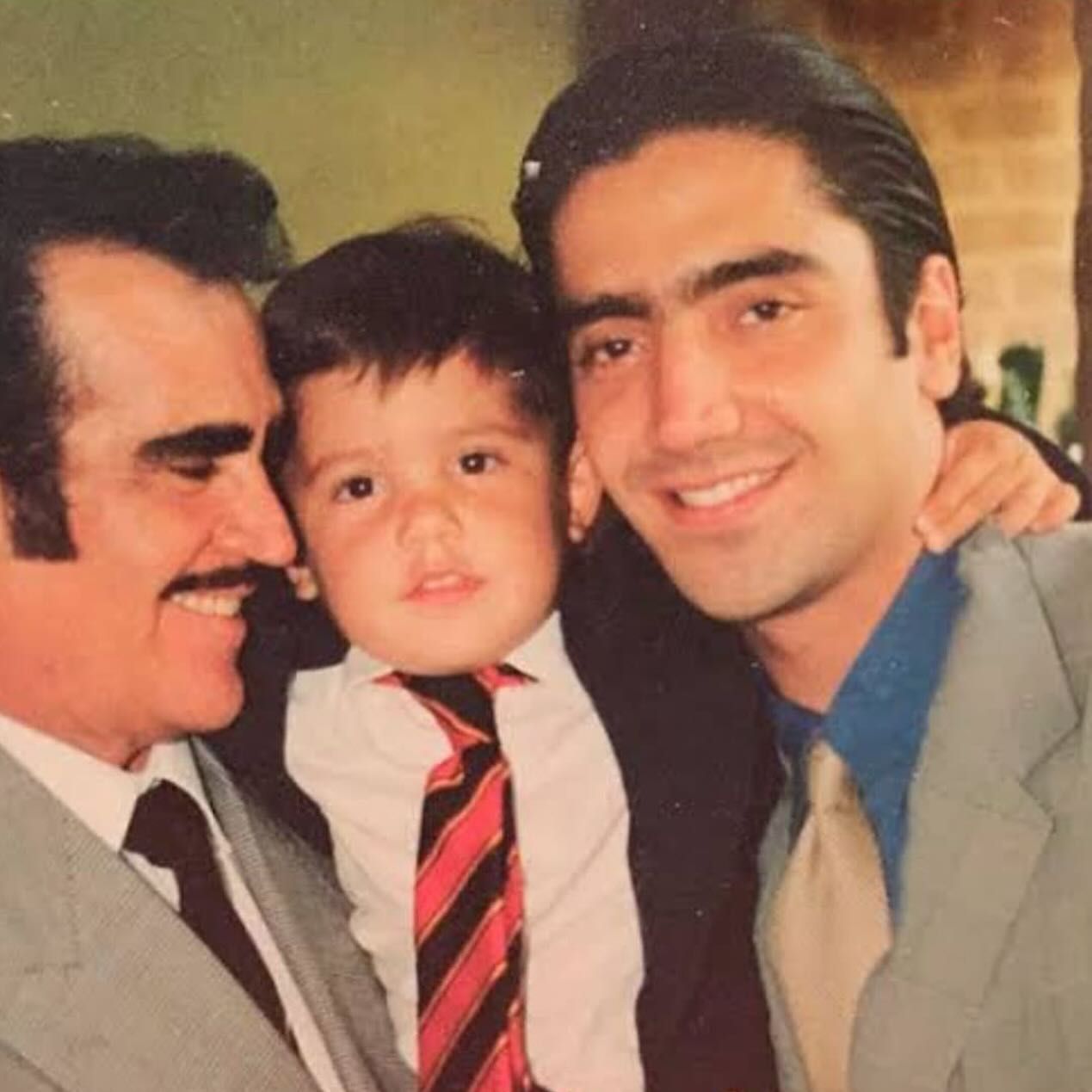 Álex Fernández, hijo del cantante Alejandro Fernández, nos habla de su ...