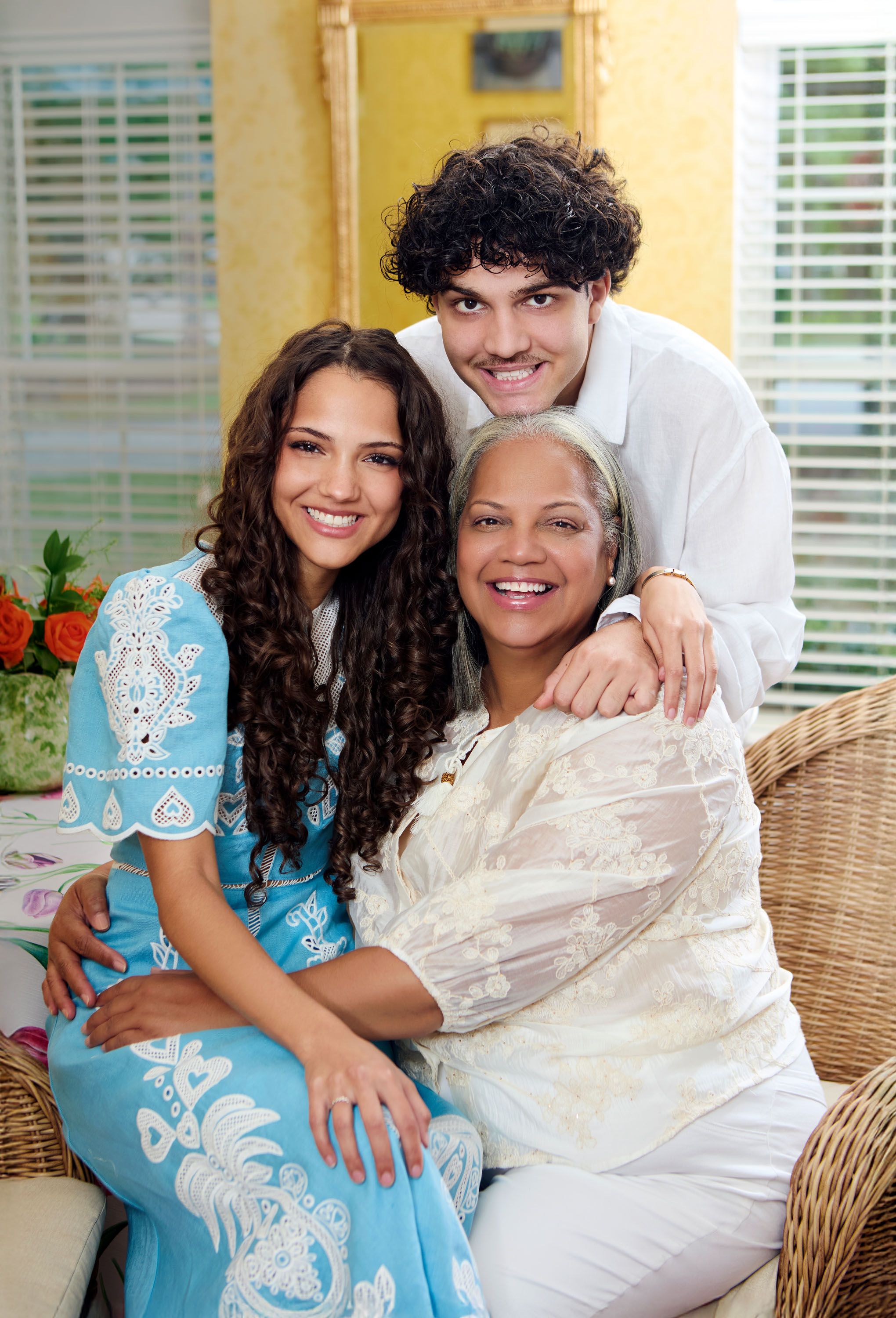 Ronna Keitt con sus dos hijos