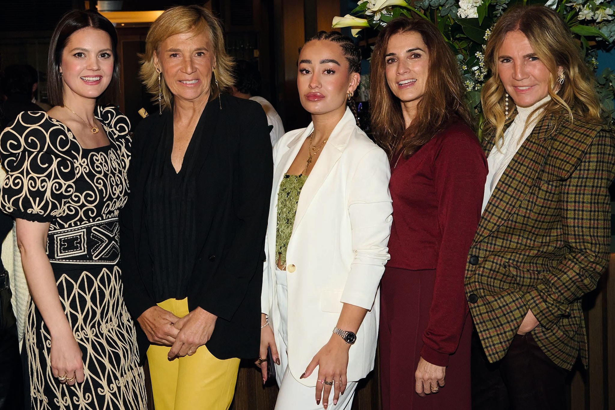 Isabelle Junot con Marta Barroso, Marina Rivers, Macarena Rey y Teresa de la Cierva