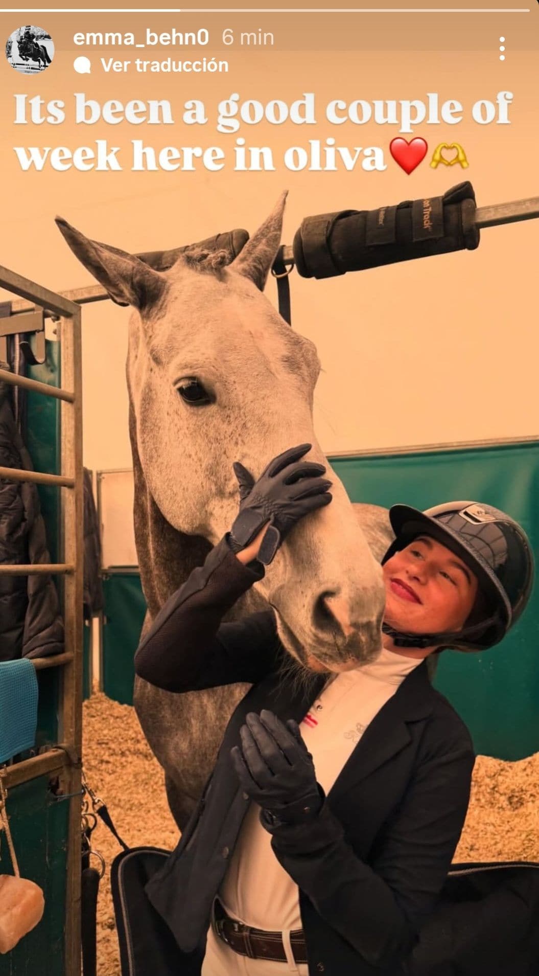 Emma Behn con su yegua