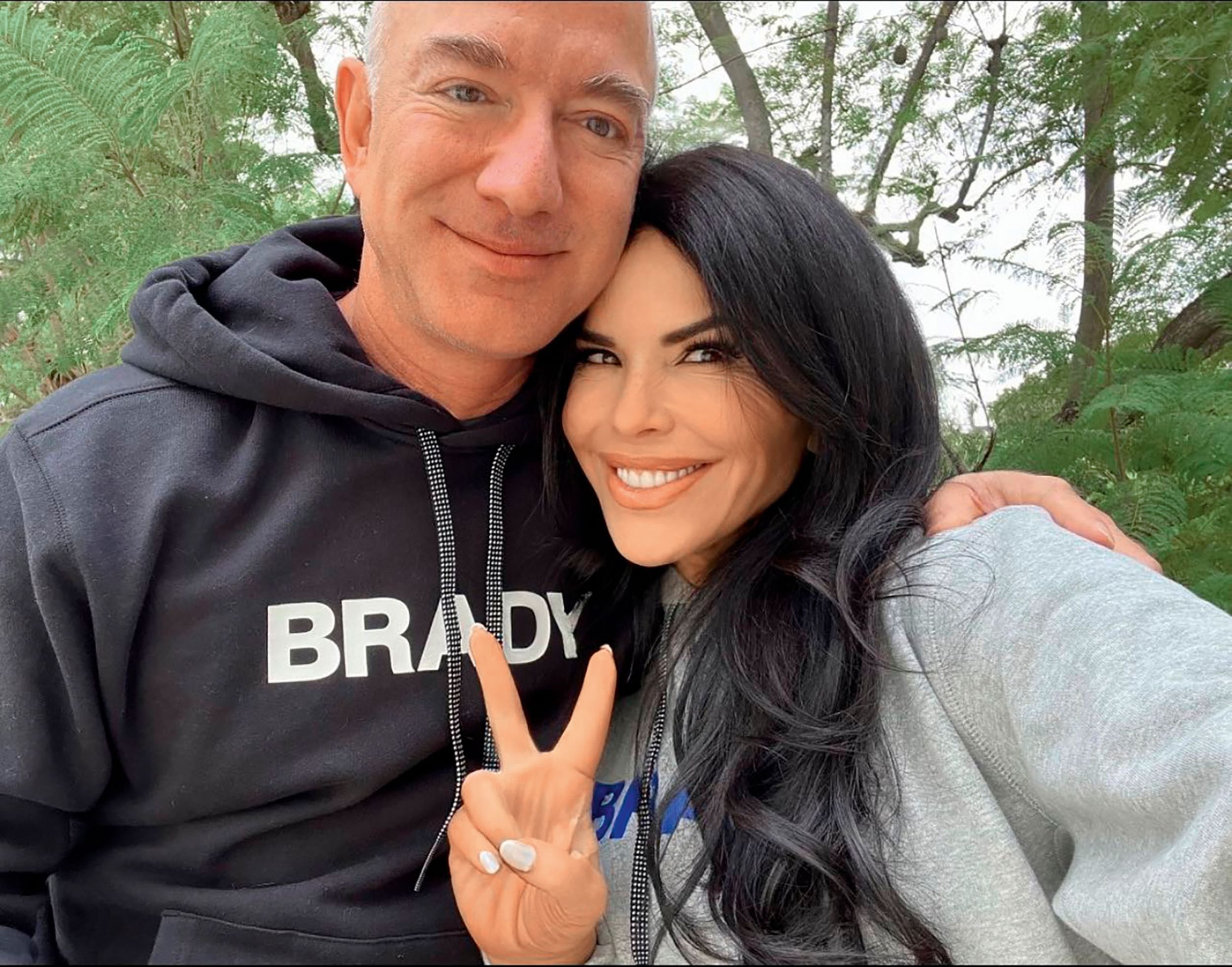 Jeff Bezos y su mujer, Lauren
