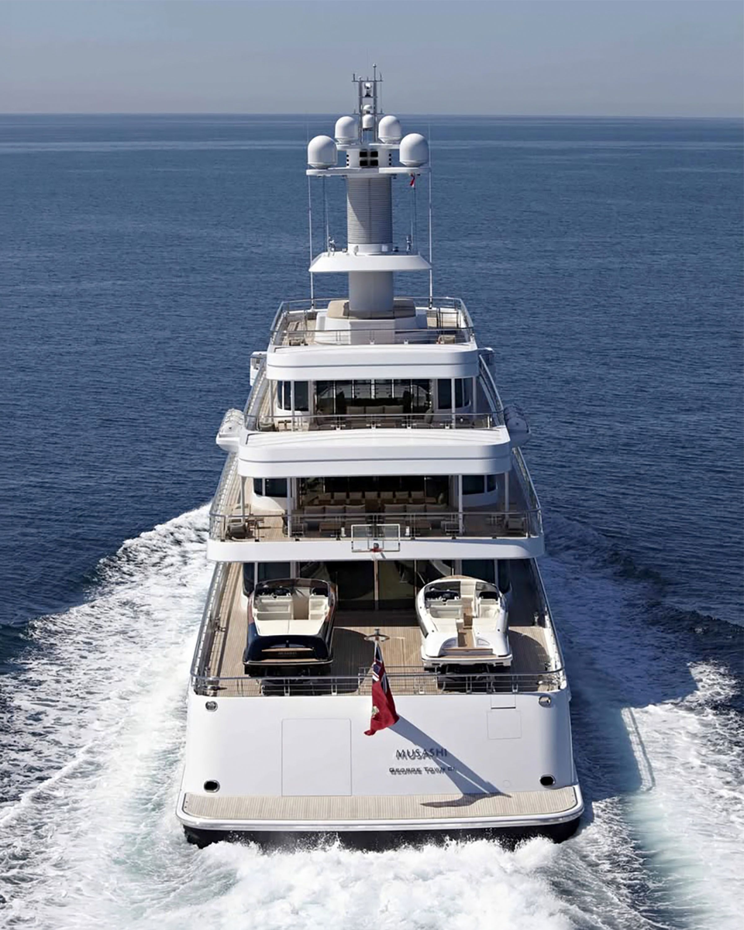 yate LARRY ELLISON