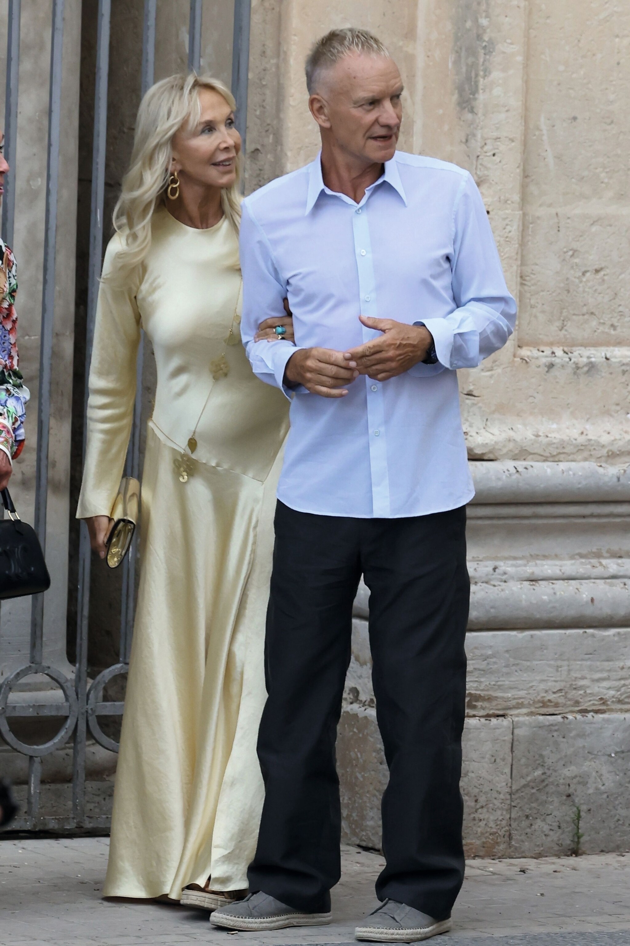 La gran boda siciliana de la hija de Sting tres días de celebración en la villa de "the white lotus"