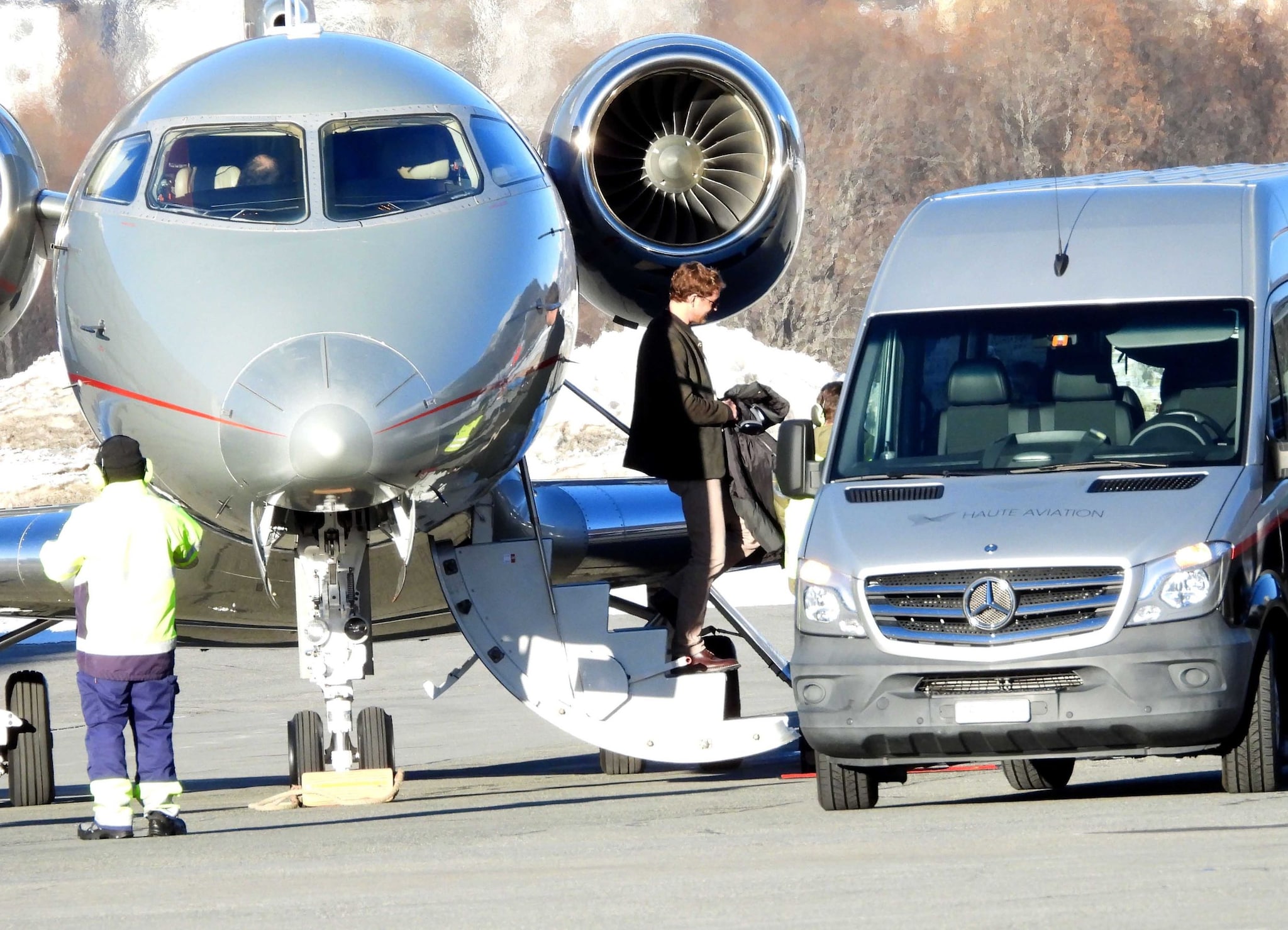 Pierre Casiraghi y Beatrice Borromeo llegaron en un jet privado directamente a la pista de esquí para pasar Fin de Año.