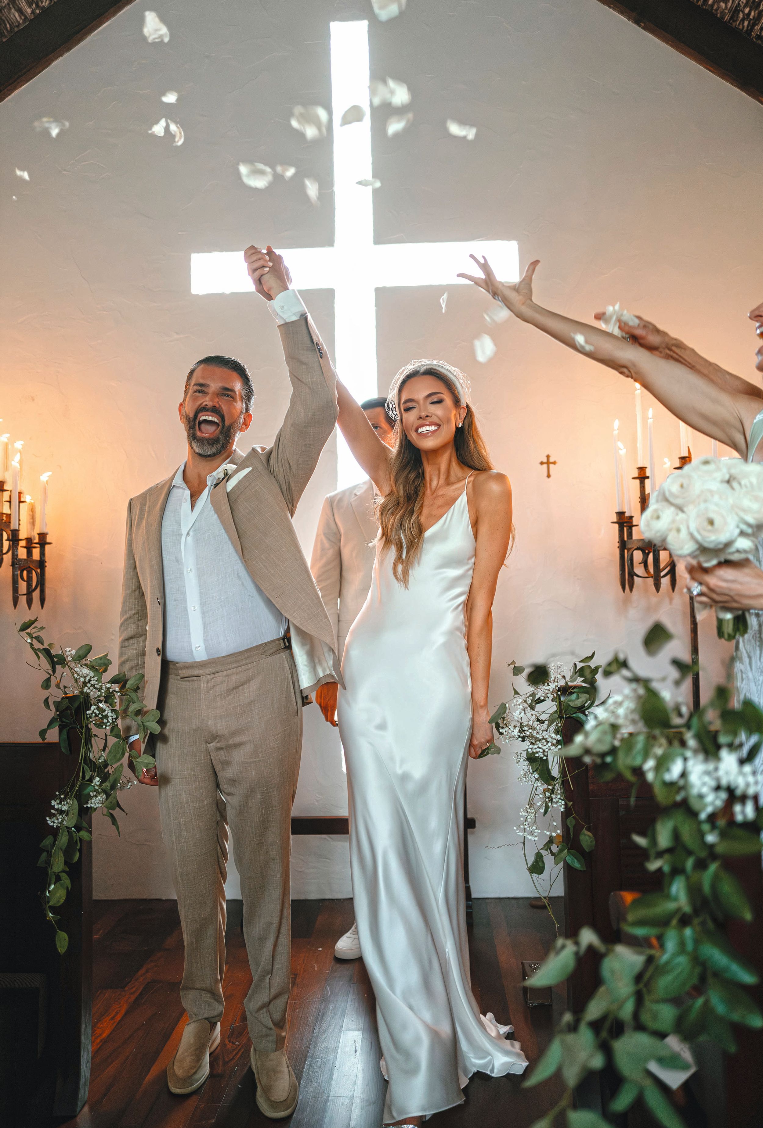 La ceremonia estuvo oficiada por uno de los cuñados de la novia, Brad McPherson