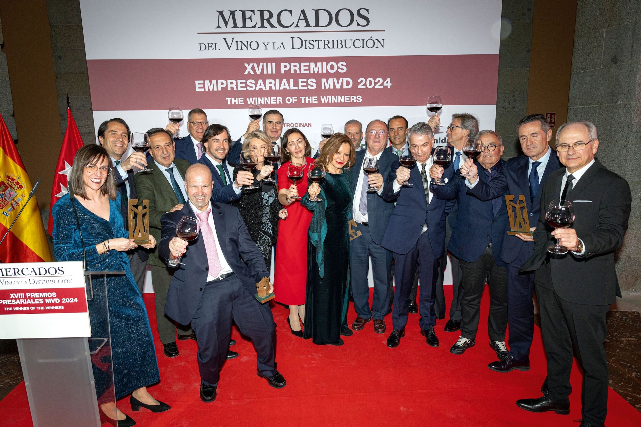 Una foto de familia de los 18 Premios Empresariales