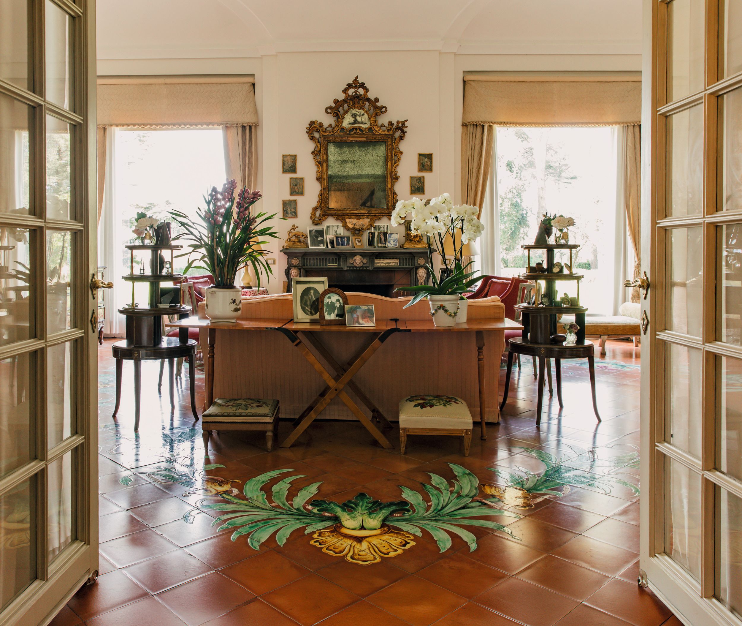 Maria Sole Torlonia heredera de dos grandes dinastías italianas, nos abre las puertas de su majestuosa finca familiar
