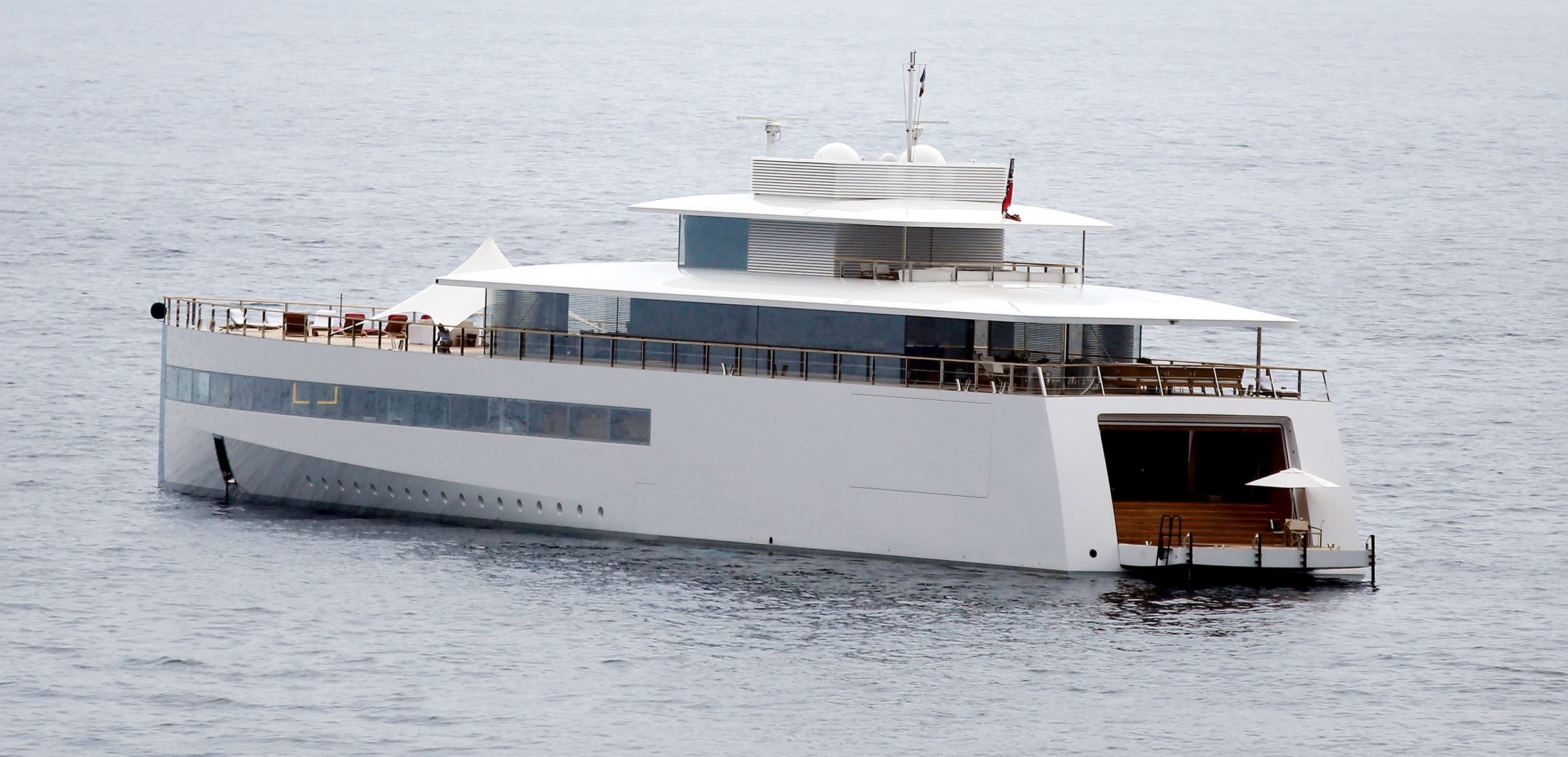 yate venus LAURENE POWELL JOBS
