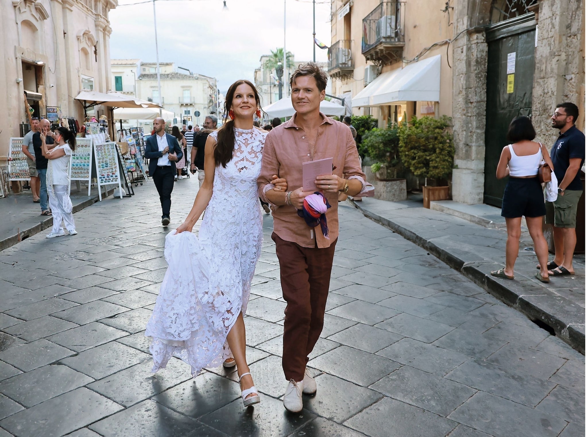 La gran boda siciliana de la hija de Sting tres días de celebración en la villa de "the white lotus"