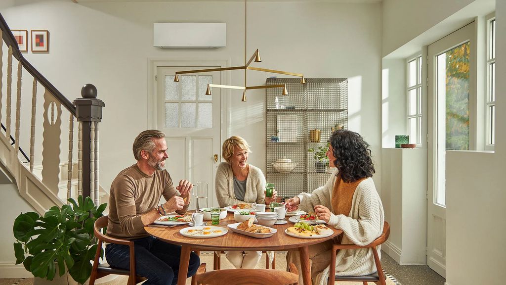 Comedor con aire acondicionado