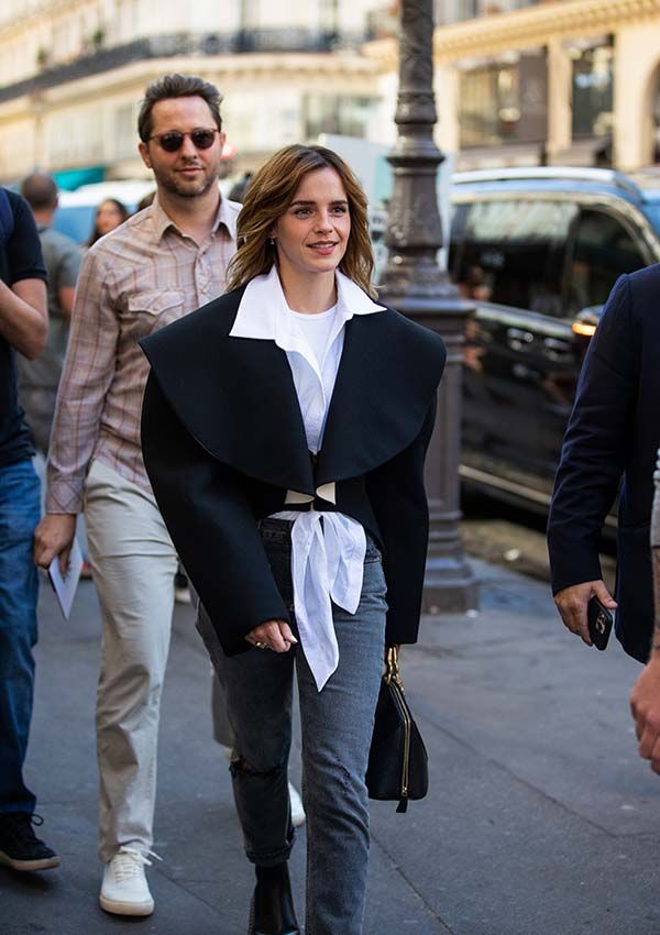 Emma Watson en el desfile de Schiaparelli en París