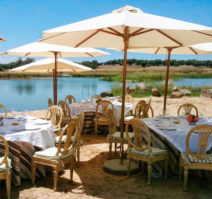 Los cerca de 230 asistentes que se darán cita en la boda de Rocío Carrasco y Fidel disfrutarán de una cuidada gastronomía a cargo del chef José Carlos Fuentes, cocinero del año 2010. Foto: Valdepalacios Hotel Gourmand
