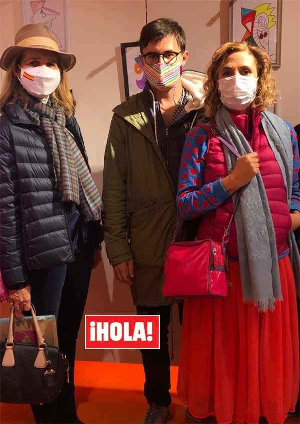 La infanta Elena visita la primera exposición de Duarte Falcó