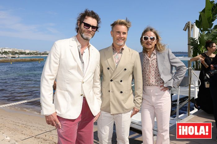 mark owen,  Gary Barlow, Howard Donald