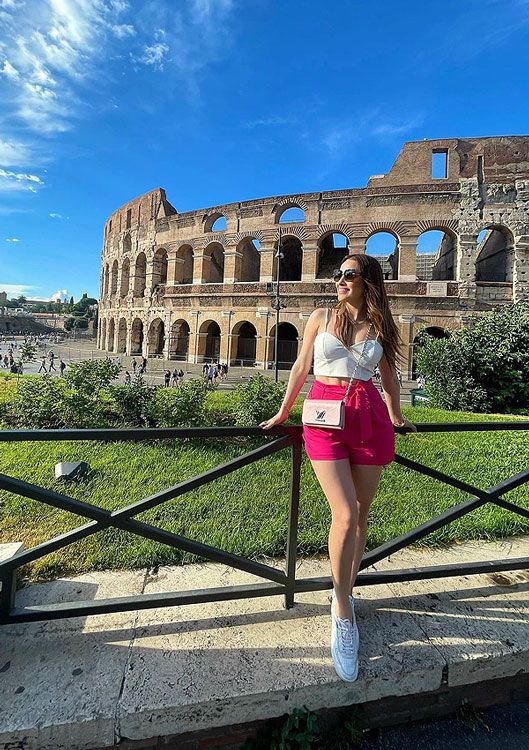 Imagen de Cynthia Rodríguez en Italia