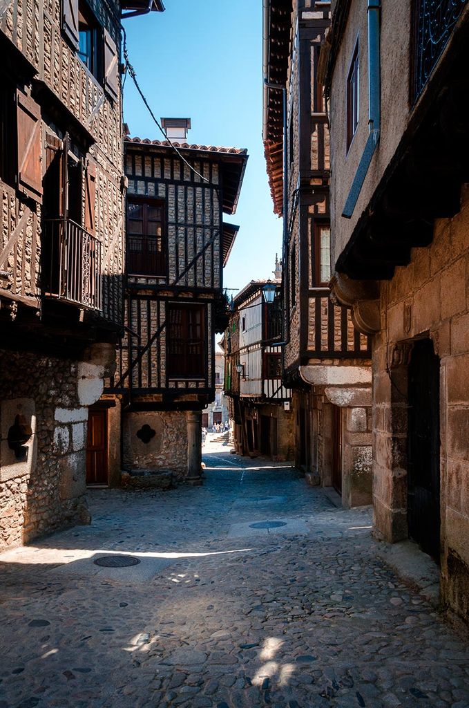 pueblos-sierra-francia-calles-medievales