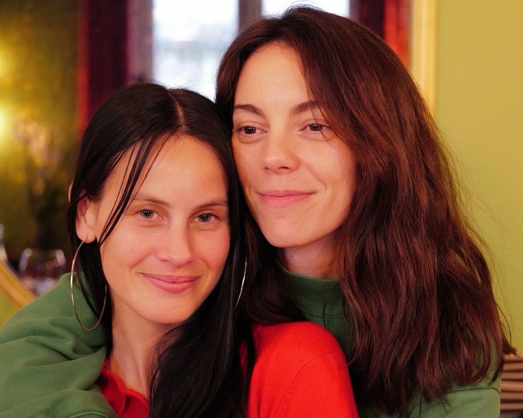 Dos de las protagonistas de 'Amarga Navidad'