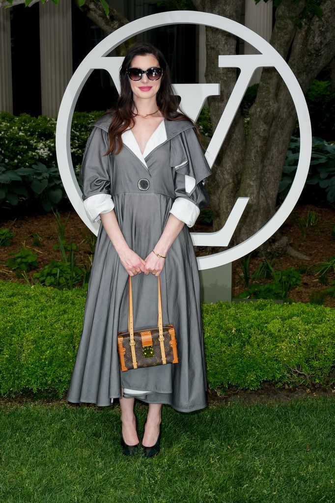 Anne Hathaway