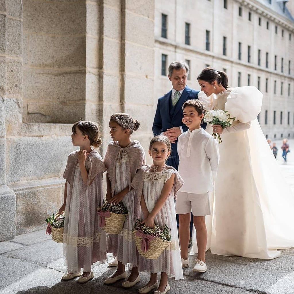14 Ni os De Arras En Bodas De Invierno Que Destacaron Y Nos Sirven De 
