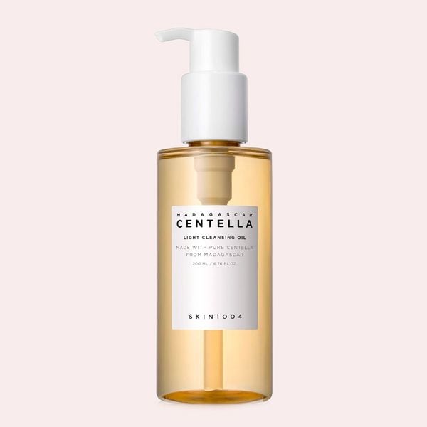 Madagascar Centella Light Cleansing Oil