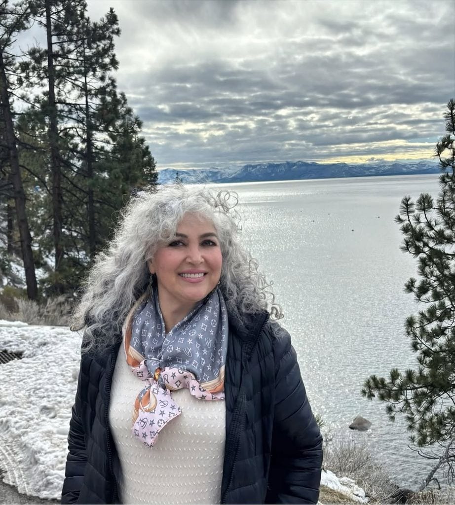 Amanda Miguel recordó las traiciones amorosas.