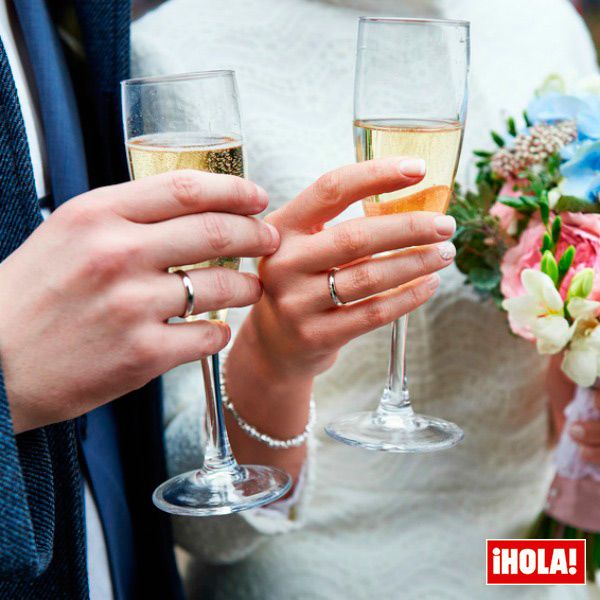 Hablamos con Nico Bour para que nos explique sus principales 'tips' a la hora de escoger un buen maridaje para el menú de la boda.
