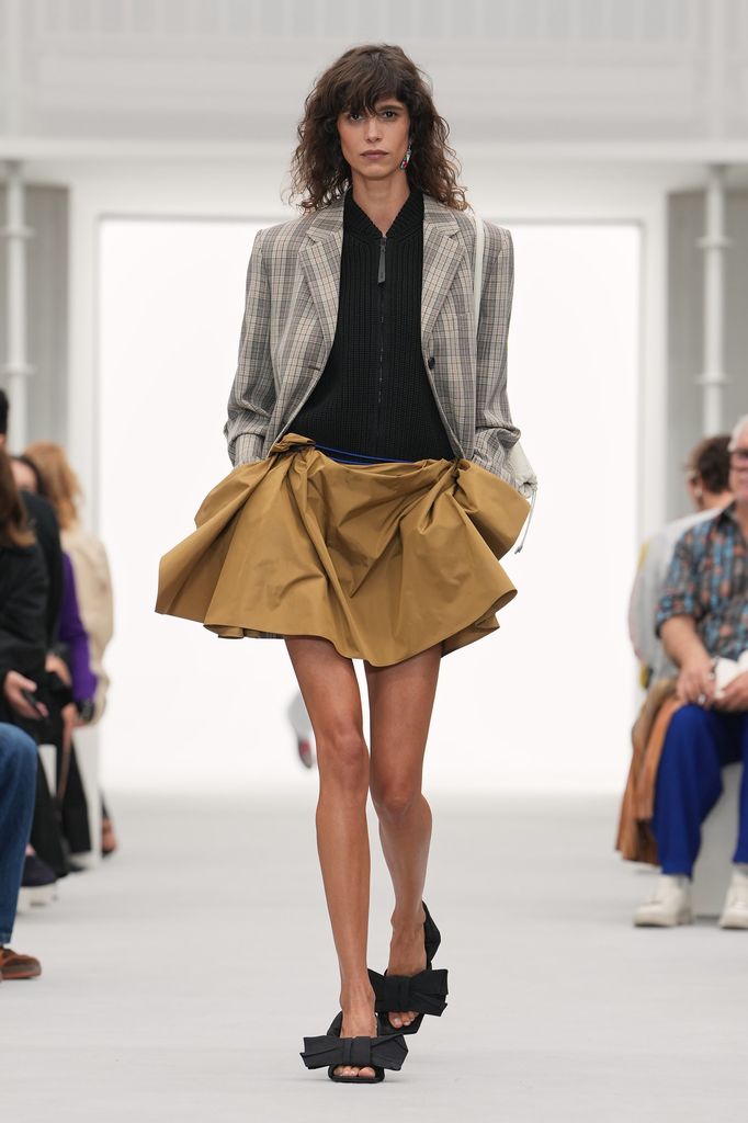 Paris Fashion Week: desfile de Loewe (Primavera/Verano 2027)