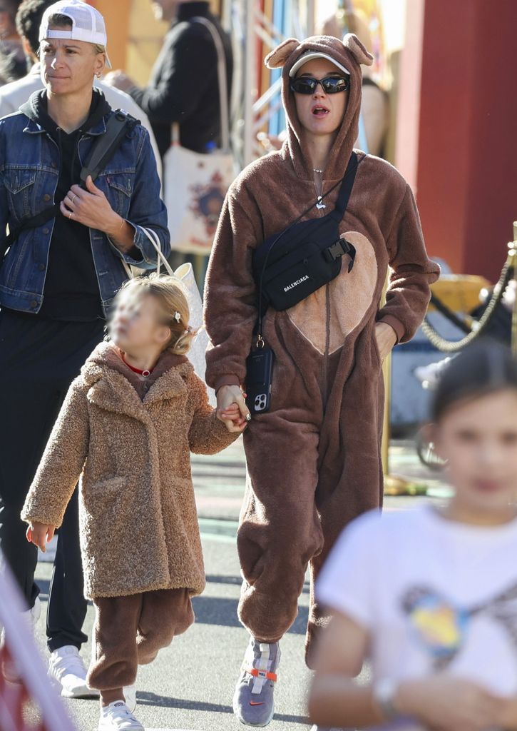 Katy Perry con Daisy Dove disfrutando de un día de madre e hija.