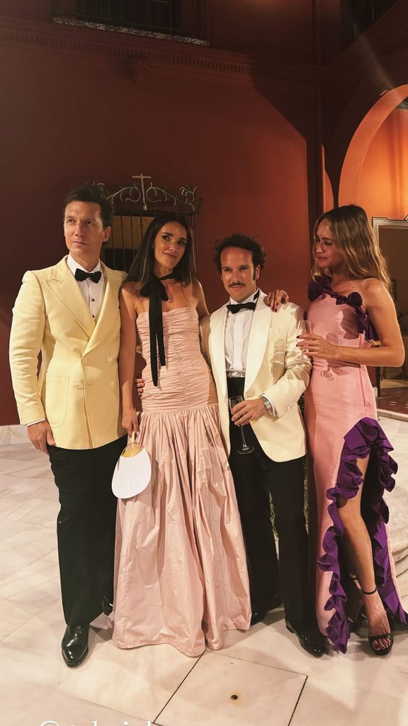 Los novios con Fabio Encinar y Rocío Bolaños
