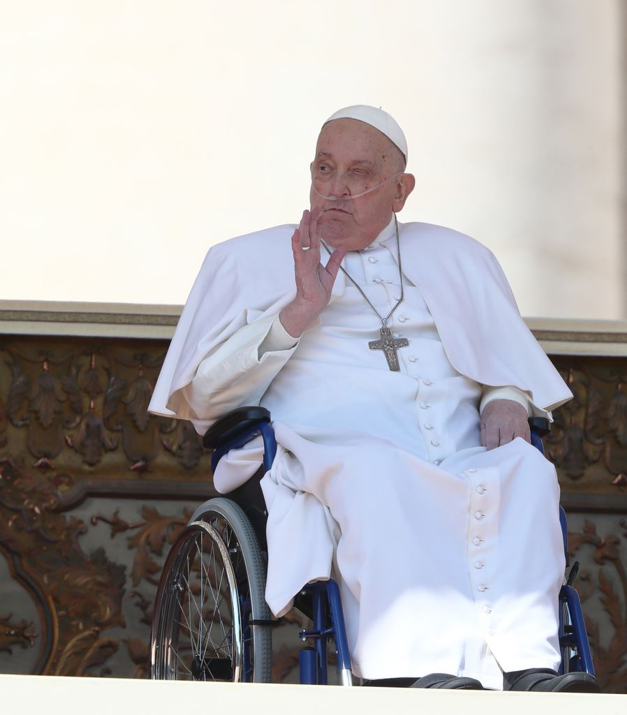 El Papa Francisco fue dado de alta del Hospital Gemelli de Roma luego de 38 días bajo observación médica