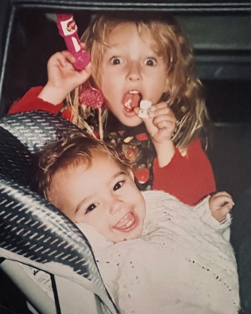 Hayden Panettiere con su hermano Jansen de pequeños.