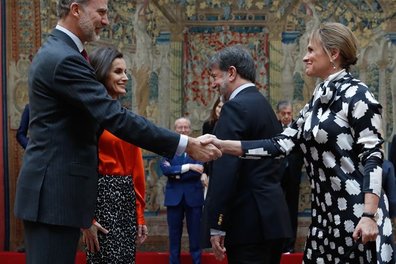 Los reyes Felipe y Letizia con Ainhoa Arteta