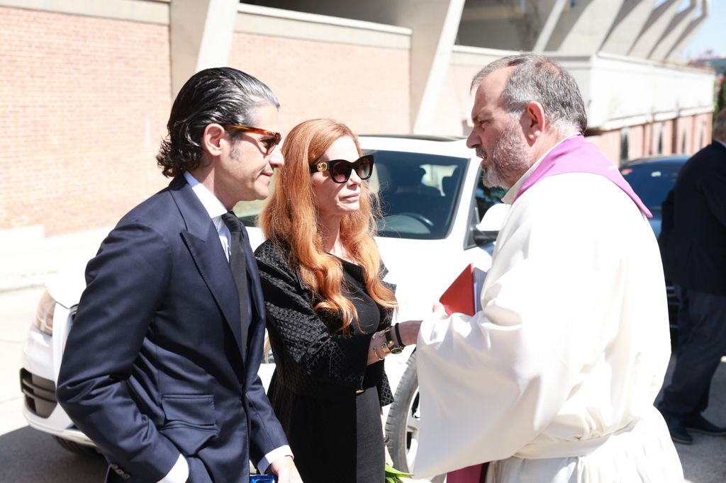 Olivia de Borbón y su esposo Julián Porras
