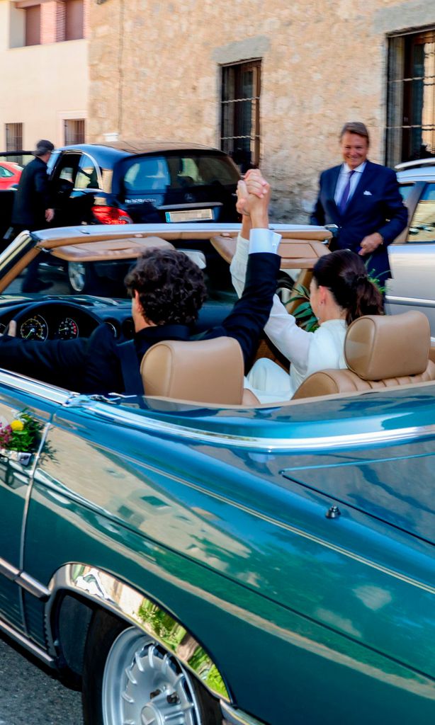 Boda de María Milans del Bosch Barroso y Juan Bosco Olalquiaga