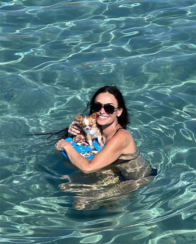 Demi Moore y su perro Pilaf