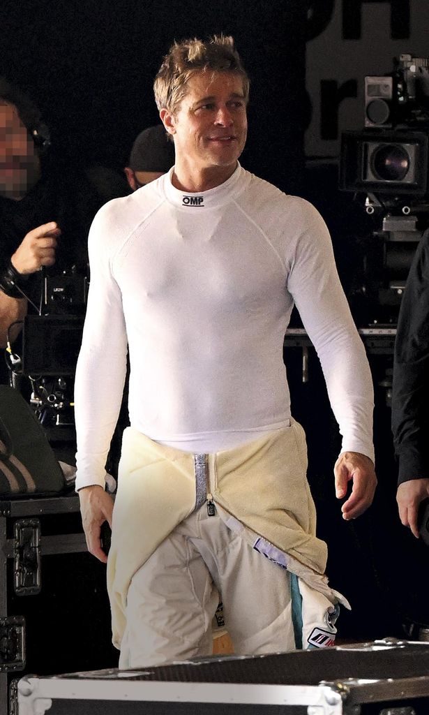 Brad Pitt pixelado HO4150