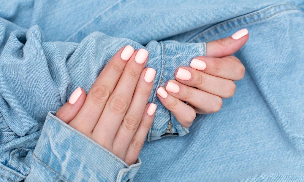 nails