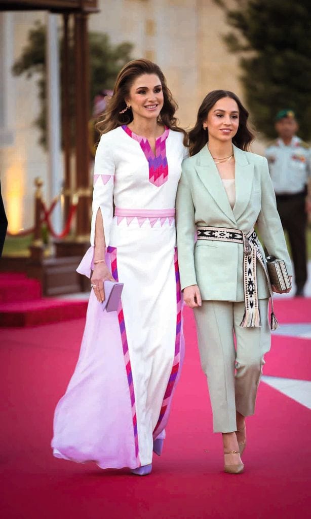 Iman y Rania de Jordania HOLA 4068