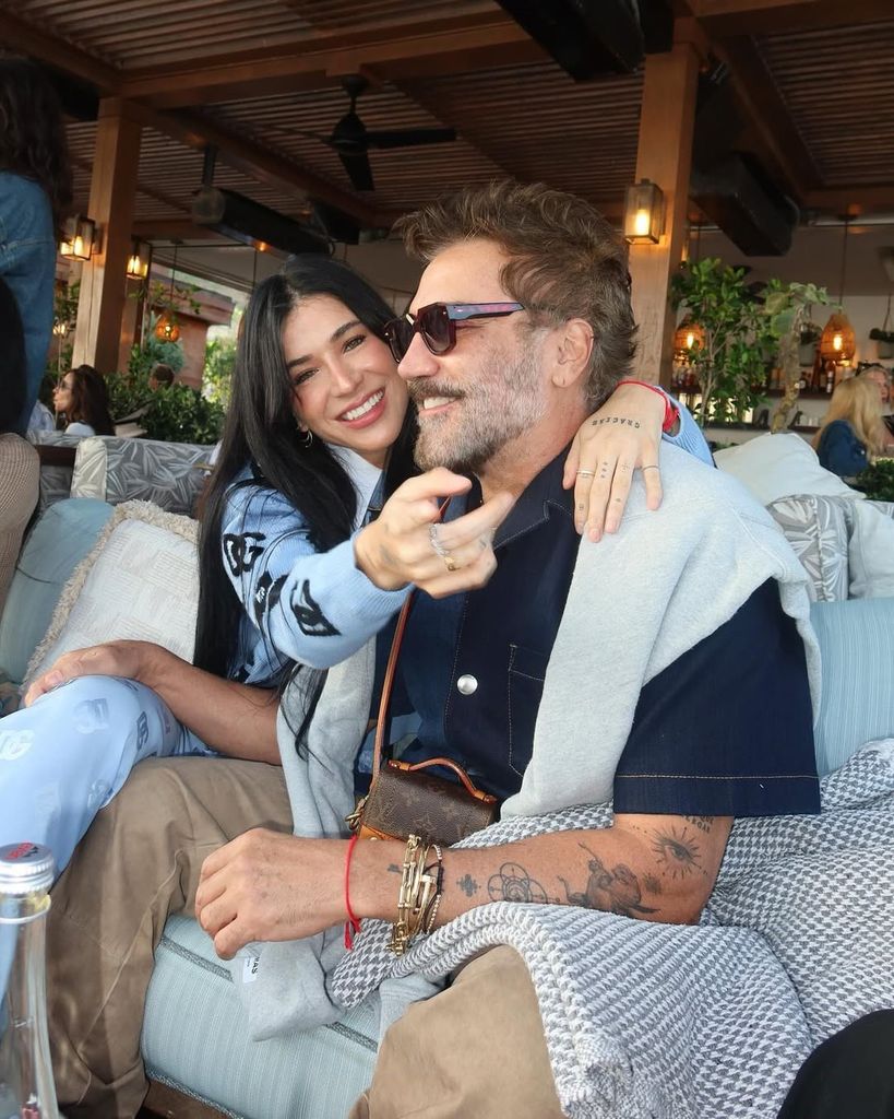 En octubre próximo, Karla y Alejandro celebrarán 15 años juntos. 