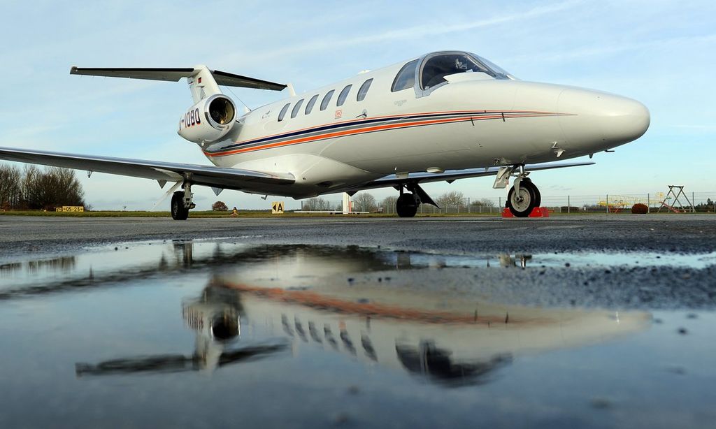 Khodorkovsky\'s plane