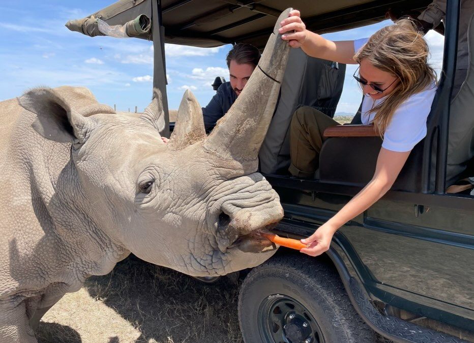 Las aventuras africanas de Philippos de Grecia y Nina Flohr