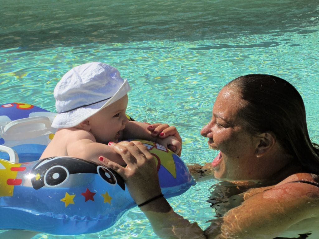Caritina Goyanes con su hijo Pedro