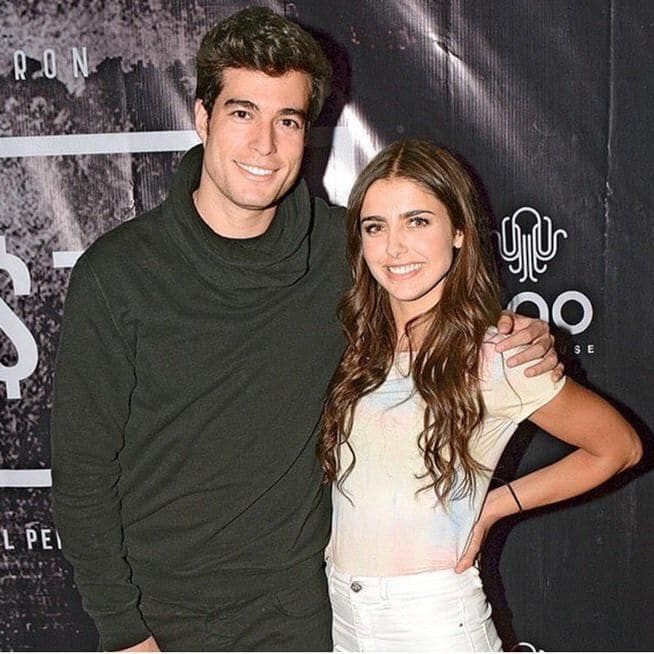 Michelle Renaud y Danilo Carrera