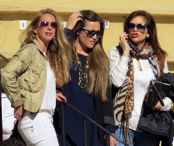 Carmen Janeiro y Beatriz Trapote apoyaron a los hermanos Janeiro en el festival benéfico celebrado en Marbella
