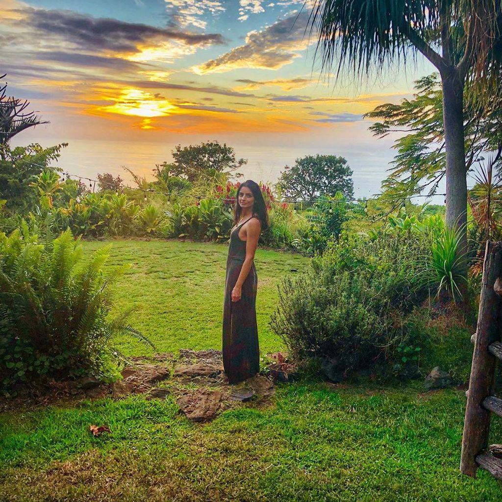Aislinn Derbez