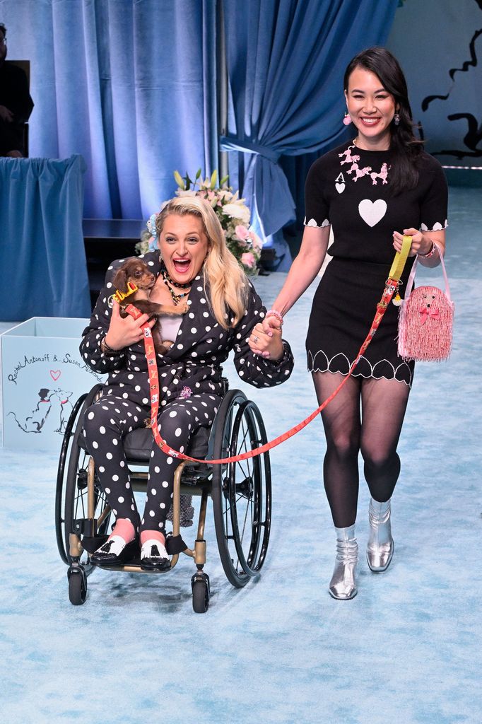 Ali Stroker y Ramona Young 