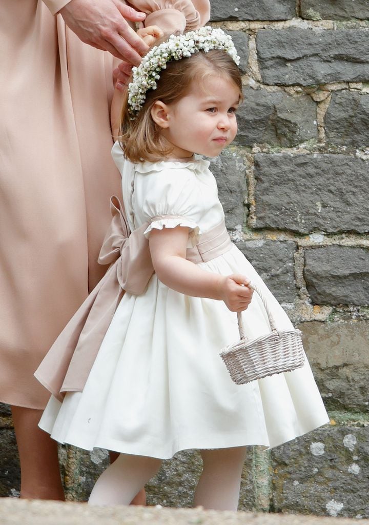 Kate Middleton y la princesa Charlotte en la boda de Pippa Middleton 
