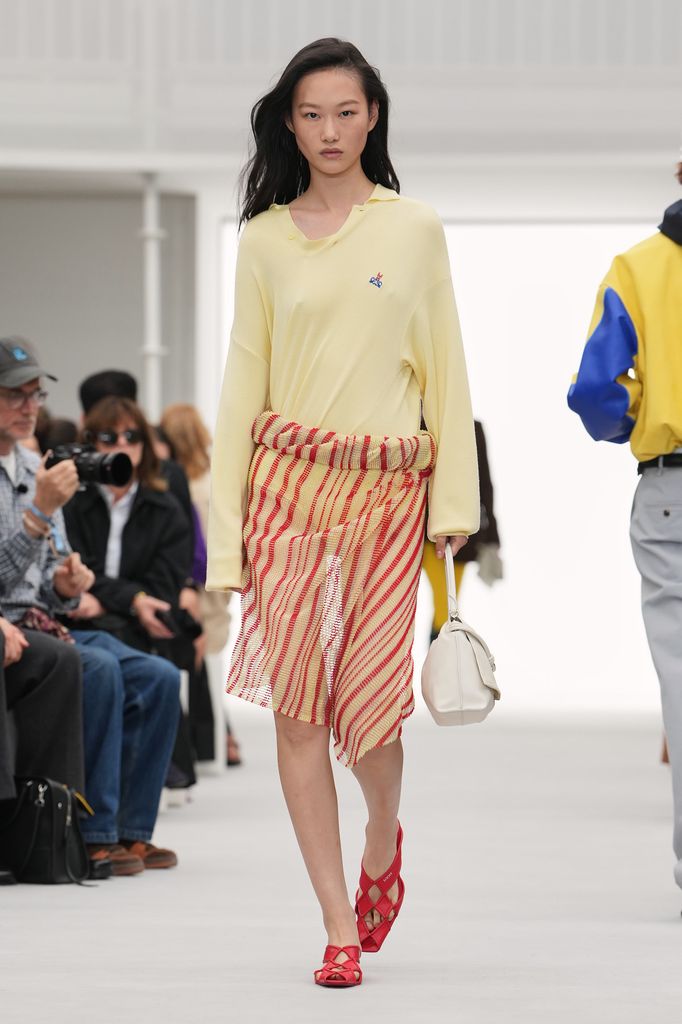 Paris Fashion Week: desfile de Loewe (Primavera/Verano 2027)
