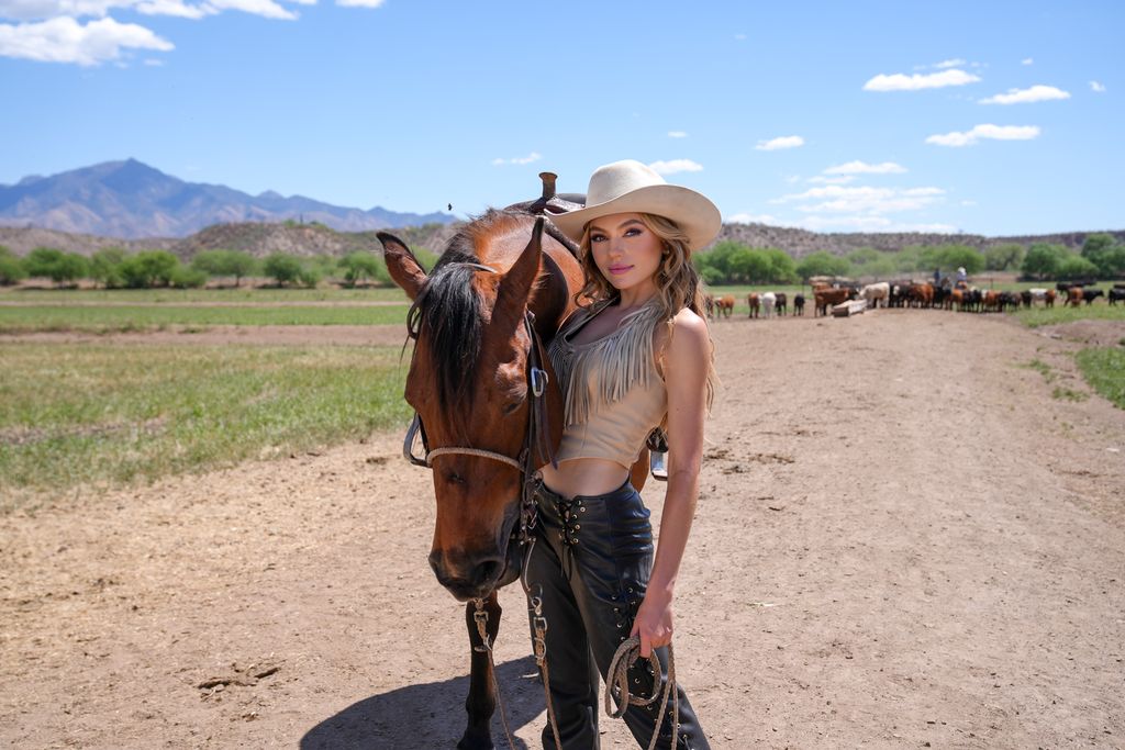 Sofía Castro en su personaje en 'Tierra de Amor y Coraje'.